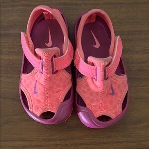 Nike Kids Pink and Purple Sandals